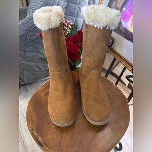 Cat & Jack Tan Boots with Cream Lining